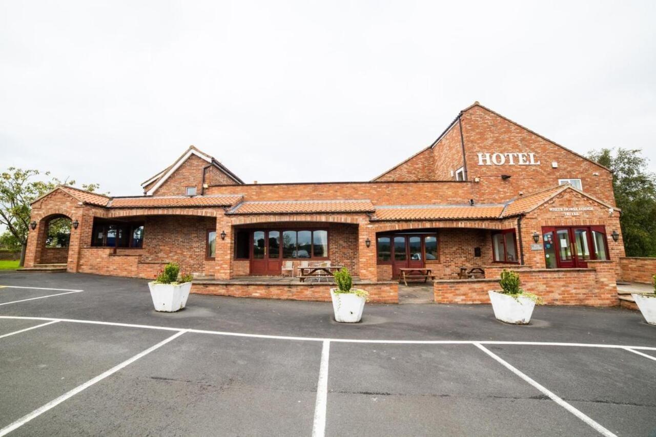 Oyo White Horse Lodge Hotel, East Thirsk Bagby Extérieur photo